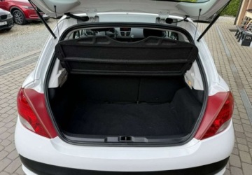Peugeot 207 Hatchback 5d 1.4 HDi 68KM 2010 Peugeot 207 1,4 HDi 68KM Klimatyzacja 1.4 Diesel 68KM, zdjęcie 20