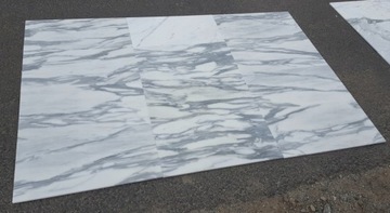 PŁYTKI MARMUROWE BIANCO STATUARIO VENATO MATOWE