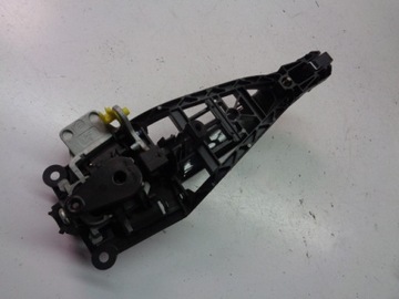 KLIKA DVEŘE LEVÝ PŘEDNÍ OPEL CORSA D 3