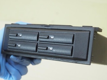 VW Bora Golf IV КАССЕТНЫЙ ПАНЕЛИ 1J0857058B