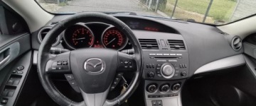 Mazda 3 II Hatchback Facelifting 1.6 MZR 105KM 2011 Mazda 3 1.6 benz ,bezwypadek,jeden wlasc ,klima sprawna 1.6 Benzyna 105KM, zdjęcie 12