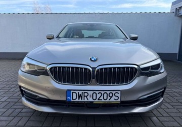 BMW Seria 5 G30-G31 2019 BMW Seria 5 BMW Seria 5 2.0 Hybryda Plug-in 184KM, zdjęcie 10