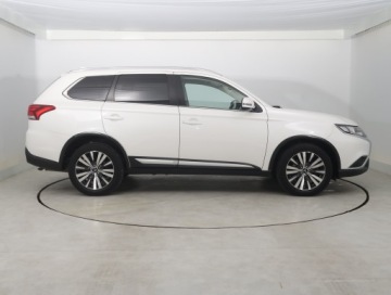 Mitsubishi Outlander III SUV Facelifting 2017 2.0 150KM 2019 Mitsubishi Outlander 2.0, Salon Polska, zdjęcie 5