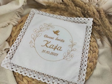 Szatka do Chrztu na Chrzest dla Chłopca Dziewczynki Haft z Koronką