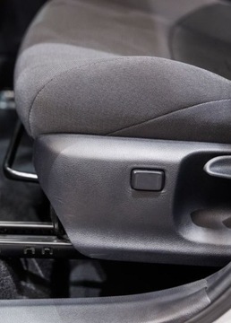 Toyota C-HR II SUV 1.8 Hybrid 140KM 2024 Toyota C-HR 1.8 Hybrid Style 1.8 Hybryda 140KM, zdjęcie 31