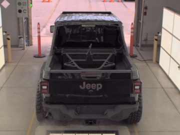 Jeep Gladiator 2020 Jeep Gladiator Rubicon Crew Cab Medium 2020 3.6 Benzyna 285KM, zdjęcie 4