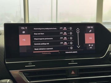 Citroen C4 III SUV 1.2 PureTech 130KM 2022 Citroen C4 Shine / HUD / Nawigacja / Kamera / CarP, zdjęcie 29