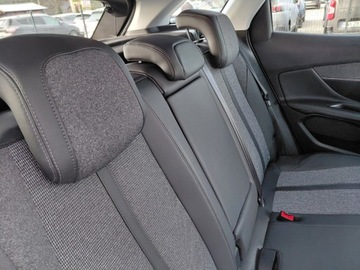 Peugeot 3008 II Crossover 1.5 BlueHDI 130KM 2018 Peugeot 3008 Navi 2x Kamera Full Led Podgrzewane fotele 1.5 Diesel 130KM, zdjęcie 17