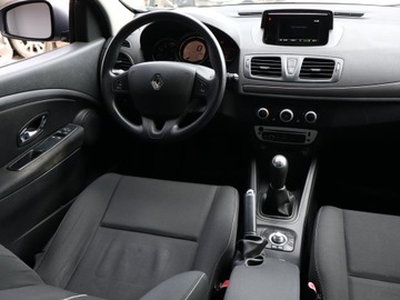 Renault Megane III Hatchback Facelifting 1.5 dCi 90KM 2013 Renault Megane 1.5 dCi, Navi, Klima, Tempomat,ALU, zdjęcie 6