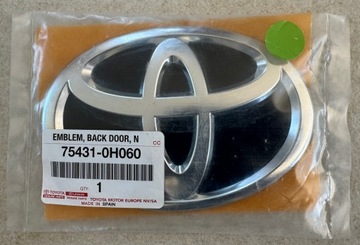TOYOTA AYGO II 14-21 75431-0H060 NÁPIS ZNAKY ZNAK