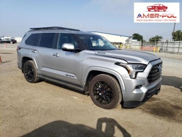 Toyota Sequoia II 2024 Toyota Sequoia 2024, 3.4L, 4x4, SR5, porysowany lakier 3.4 Hybryda 437KM