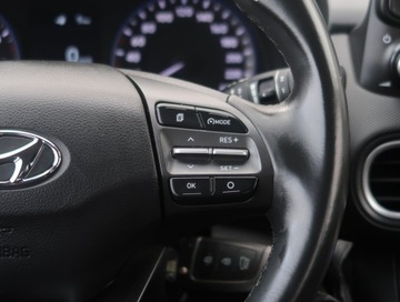 Hyundai Kona I Crossover 1.0 T-GDI 120KM 2017 Hyundai Kona 1.0 T-GDI, Salon Polska, Klima, zdjęcie 20