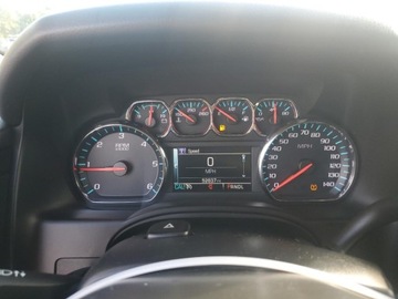 Chevrolet Suburban GMT900 2020 Chevrolet Suburban K1500 LT 2020 5.3L 5.3 Benzyna 355KM, zdjęcie 9