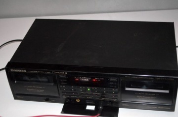 Магнитола Pioneer CT-W8060DR в рабочем состоянии!