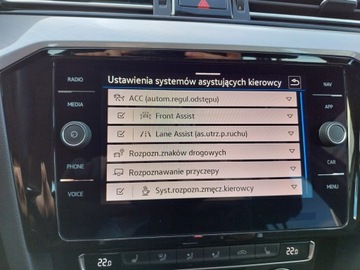 Volkswagen Passat B8 Variant 2.0 TDI BlueMotion SCR 150KM 2019 Volkswagen Passat Volkswagen Passat 2.0 TSI Busine, zdjęcie 29