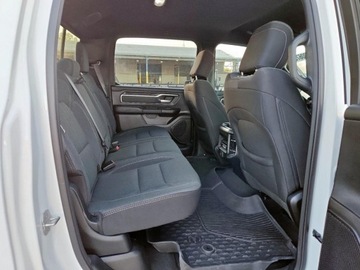  RAM 1500 Lone Star 2022 5.7L 5.7 Benzyna 395KM, zdjęcie 10