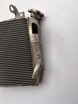 РАДИАТОР 09 - 14 YAMAHA R1 RN22