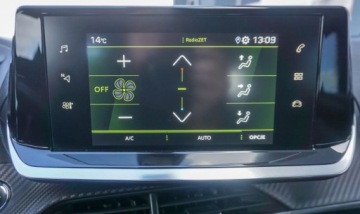 Peugeot 2008 II SUV 1.2 PureTech 130KM 2021 Peugeot 2008 Peugeot 2008 Allure Pack 1.2 130km 1.2 Benzyna 130KM, zdjęcie 17