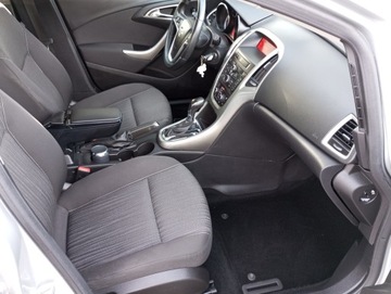 Opel Astra J Hatchback 5d 1.6 Twinport ECOTEC 115KM 2010 Automat Serwis 1.6 Benzyna, zdjęcie 26