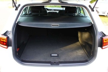 Volkswagen Passat B8 Variant Facelifting 2.0 TDI SCR 150KM 2020 Volkswagen Passat 2.0 TDI 150KM Bezwypadkowy 100 Serwisowany I Wlasciciel, zdjęcie 33