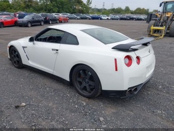 Nissan GT-R 2016 Nissan GT-R Black Edition 2016 3.8l 3.8 Benzyna 545KM, zdjęcie 3