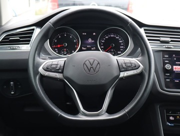 Volkswagen Tiguan II SUV Facelifting 1.5 TSI 150KM 2021 VW Tiguan 1.5 TSI, Salon Polska, Serwis ASO, zdjęcie 15