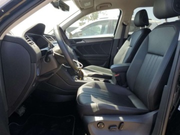 Volkswagen Tiguan II 2023 Volkswagen Tiguan 2023 VOLKSWAGEN TIGUAN SE 2.0 Benzyna 184KM, zdjęcie 6