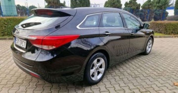 Hyundai i40 Kombi 1.7 CRDi LOW 115KM 2013 Hyundai i40 Hyundai i40 Kombi blue 1.7 CRDi Family 1.7 Diesel 116KM, zdjęcie 4