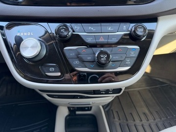 Chrysler Pacifica II 3.6 V6 291KM 2017 Chrysler Pacyfica 3.6 V6 291KM Limited! PDC! Kamera 360!, zdjęcie 14