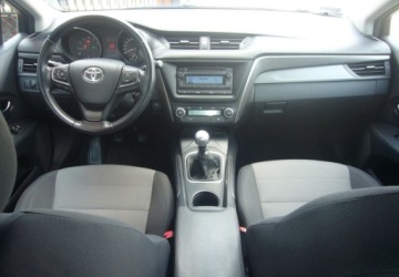 Toyota Avensis III Sedan Facelifting 2015 1.8 Valvematic 147KM 2017 Toyota Avensis Toyota Avensis 1.8 Active 1.8 Benzyna 147KM, zdjęcie 12