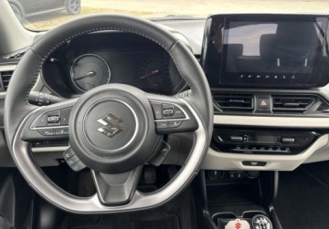 Suzuki Swift VI Hatchback Facelifting 1.2 DualJet SHVS 83KM 2025 Suzuki Swift Premium PLUS Gwarancja 2025 ROK Polski Salon Historia ASO 1.2, zdjęcie 11