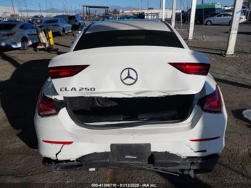 Mercedes CLA C118/X118 2023 Mercedes-Benz CLA 2023r., 250, od ubezpieczalni 2.0 Benzyna 221KM, zdjęcie 5