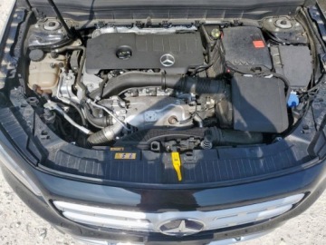 Mercedes GLB 2020 Mercedes-Benz GLB 250 2020 2.0l 2.0 Benzyna 221KM, zdjęcie 6
