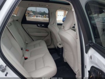 Volvo XC90 II SUV Plug-In 2.0 T8  455KM 2024 Volvo XC 60 2024 r., 2,0L PLUG-IN HYBRID T8 PLUS DARK THEME 2.0 Hybryda, zdjęcie 9