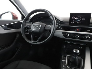 Audi A4 B9 Avant 2.0 35 TFSI  150KM 2019 Audi A4 Avant navi klima auto kamera i czujniki, zdjęcie 15