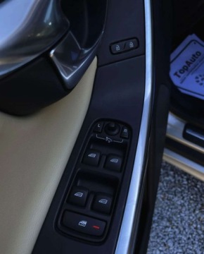 Volvo XC60 I SUV Facelifting 2.0 D4 DRIVE-E 190KM 2017 Volvo XC 60 2.0 D 190KM D4automat skora NAVI bezwypadkowy 2.0, zdjęcie 22