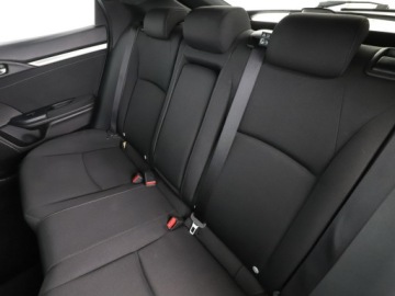 Honda Civic X Hatchback 5d 1.0 VTEC TURBO 126KM 2019 Honda Civic full LED navi klima auto grzane fotele, zdjęcie 16