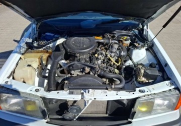 Mercedes 190 2.0 102KM 1989 Mercedes-Benz W201 (190) Mercedes-Benz W201 (190) 2.0 Benzyna 102KM, zdjęcie 25