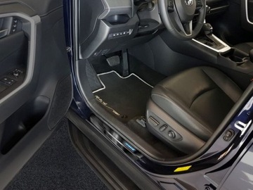 Боковые пороги Toyota Rav 4 V 2018+ Hybrid