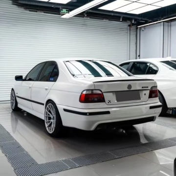 BMW 5 E39 черный глянец крышка крышки M5 стиль M спойлер