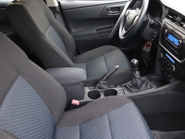 Toyota Auris II Touring Sports Facelifting 1.6 Valvematic 132KM 2015 Toyota Auris 1.6 Valvematic, Salon Polska, zdjęcie 8