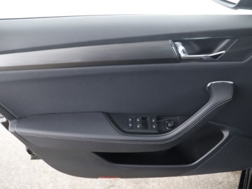 Skoda Superb III Kombi Facelifting 2.0 TDI SCR 200KM 2023 Skoda Superb Combi | Kamera Cofania | Virtual Cock, zdjęcie 9