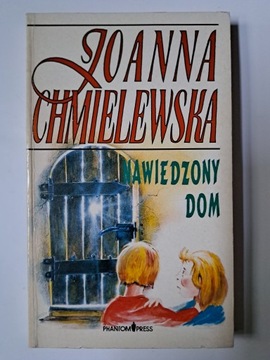 Nawiedzony dom Joanna Chmielewska Phanom Press