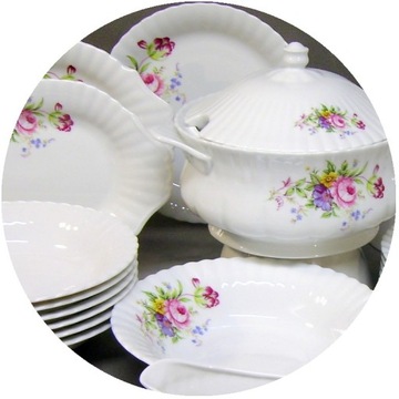 960 SERWIS OBIADOWY 12/45 IWONA CHODZIEŻ PORCELANA