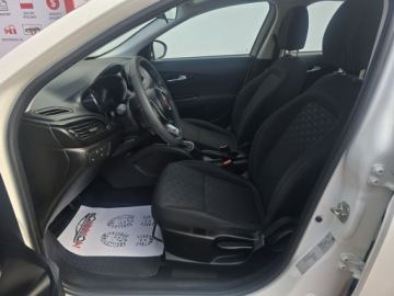 Fiat Tipo II Station Wagon Facelifting 1.5 Hybrid 130KM 2022 Fiat Tipo CROSS 1.5 HYBRID Automat DCT Salon, zdjęcie 7