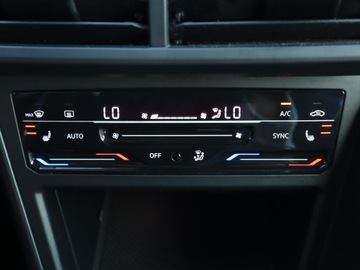 Volkswagen Taigo 1.5 TSI 150KM 2022 VW Taigo 1.5 TSI, Salon Polska, Automat, Klima, zdjęcie 11