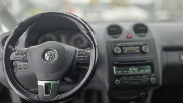 Volkswagen Caddy III Kombi Facelifting 1.6 TDI 102KM 2013 Volkswagen Caddy automat 7 osobowy climatronic, zdjęcie 7