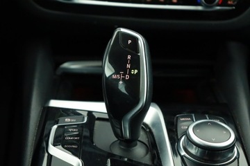 BMW Seria 5 G30-G31 Touring 518d 150KM 2018 BMW 5 518d, Salon Polska, Serwis ASO, Automat, zdjęcie 13