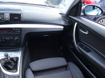 BMW Seria 1 E81/E87 Hatchback 5d E87 2.0 120d 177KM 2007 BMW 1 120d, 174 KM, Klima,ALU, El. szyby, zdjęcie 7
