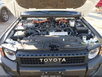 Toyota Land Cruiser VIII 2024 Toyota Land Cruiser 2024 TOYOTA LAND CRUISER 1958 2.4 Hybryda 275KM, zdjęcie 15